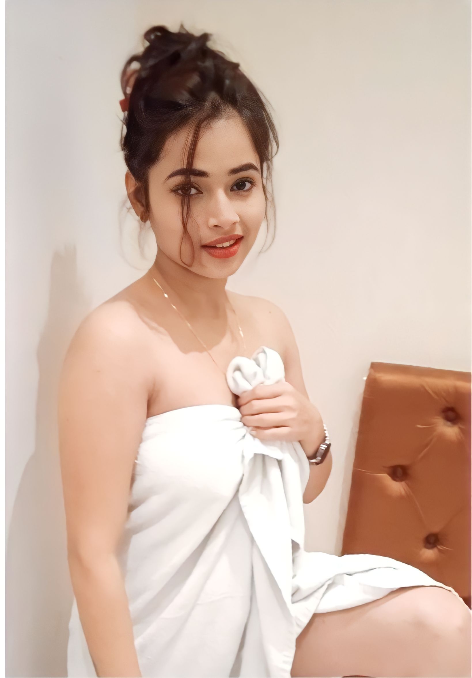 Kritika - escort near Vasant Kunj